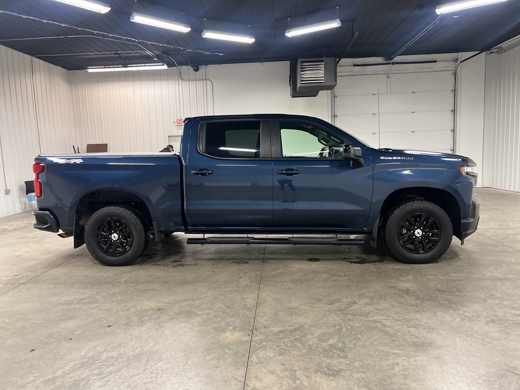 Certified 2022 Chevrolet Silverado 1500 RST AWD/4WD image 2