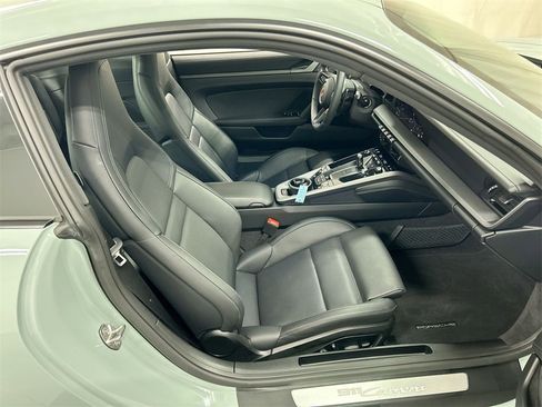 Certified 2025 Porsche 911 Carrera image 23