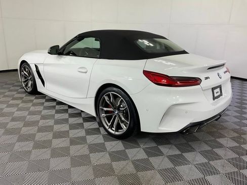 Certified 2026 BMW Z4 M40i w/ Premium Package RWD image 10