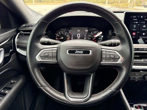 Used 2022 Jeep Compass Limited image 15