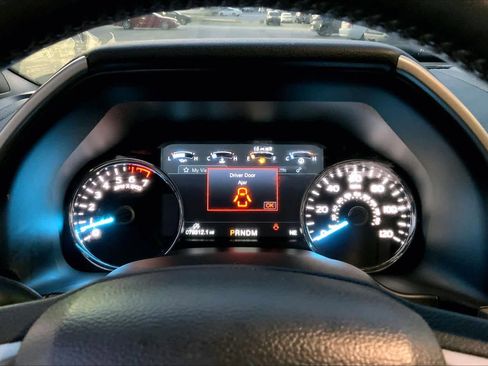 Used 2020 Ford F150 Lariat w/ Equipment Group 502A Luxury AWD/4WD image 25