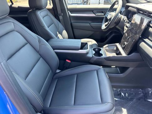 New 2026 GMC Terrain Elevation w/ Elevation Premium Package image 28