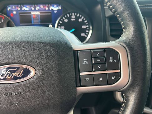 Used 2024 Ford Expedition XLT RWD image 22