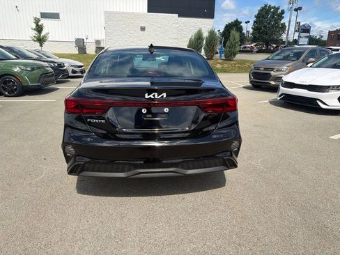 Certified 2024 Kia Forte LXS FWD image 6