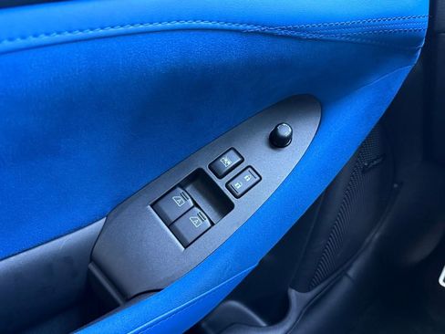 Used 2025 Nissan Z Performance w/ Floor Mat Package RWD image 18