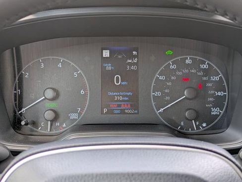 Used 2025 Toyota Corolla SE FWD image 25