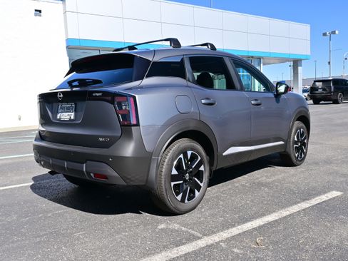 New 2026 Nissan Kicks SV w/ SV Premium Package image 5