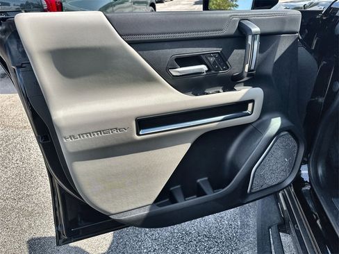 New 2026 GMC Hummer EV 4x4 Crew Cab image 21