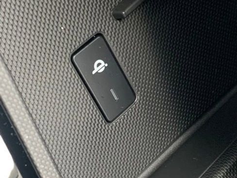 New 2026 Hyundai Elantra Sport FWD image 17