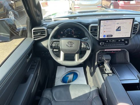 Used 2026 Toyota Sequoia Platinum AWD/4WD image 16