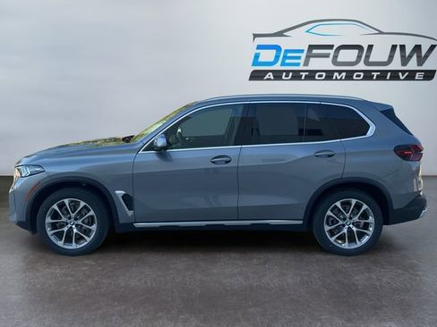 Used 2026 BMW X5 xDrive40i image 6