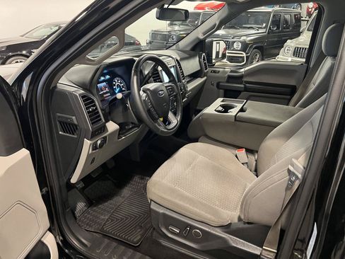 Used 2017 Ford F150 XLT w/ Equipment Group 302A Luxury AWD/4WD image 10