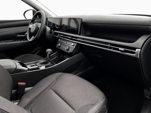 New 2026 Hyundai Tucson SE image 15