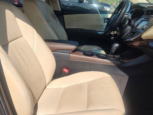 Used 2014 Toyota Avalon XLE Touring FWD image 26