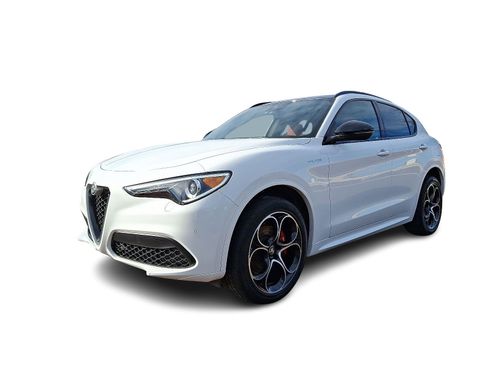 Used 2023 Alfa Romeo Stelvio Veloce image 3