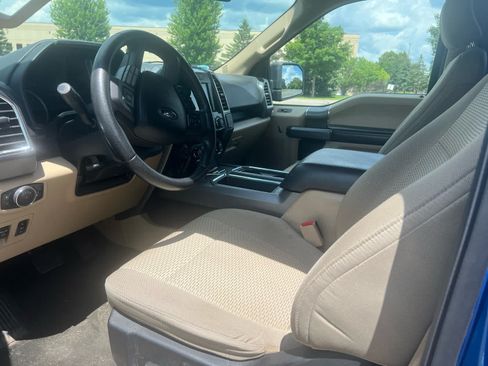 Used 2016 Ford F150 XLT w/ Equipment Group 302A Luxury AWD/4WD image 9