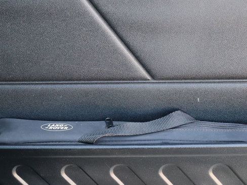 Used 2004 Land Rover Discovery SE image 36