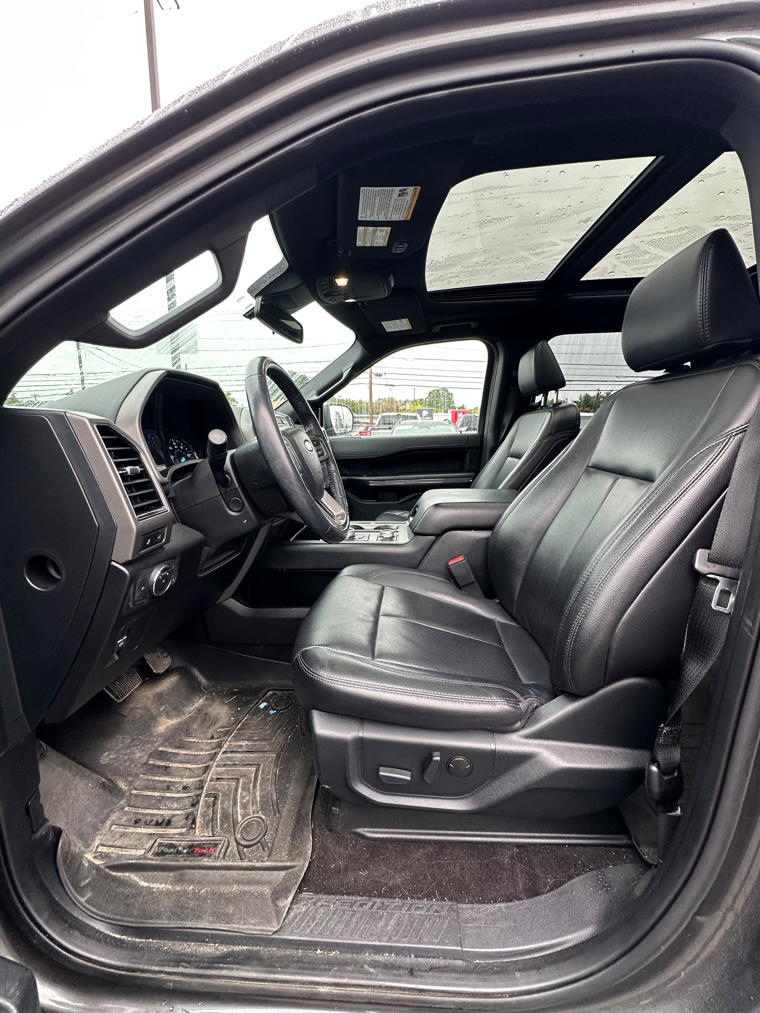 Used 2021 Ford Expedition XLT AWD/4WD image 13