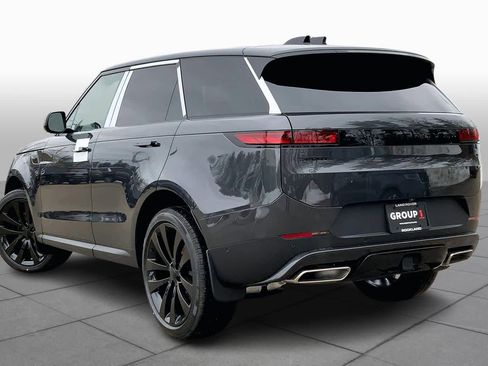 New 2026 Land Rover Range Rover Sport SE image 3