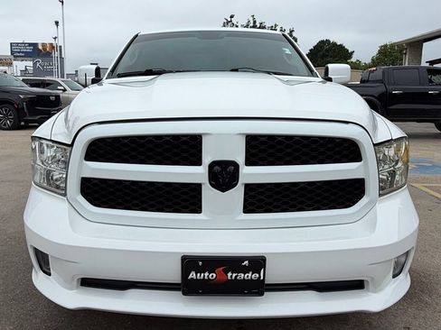 Used 2014 RAM 1500 Express RWD image 9
