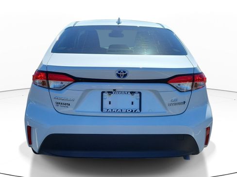 Certified 2024 Toyota Corolla LE FWD image 5