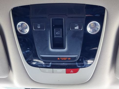 Certified 2023 Kia Sorento S w/ Panoramic Sunroof Package FWD image 27