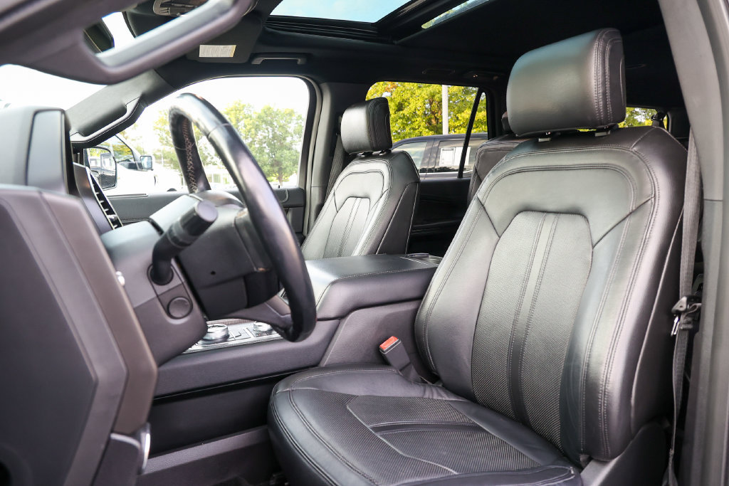 Used 2018 Ford Expedition Max Limited w/ Equipment Group 301A AWD/4WD image 36