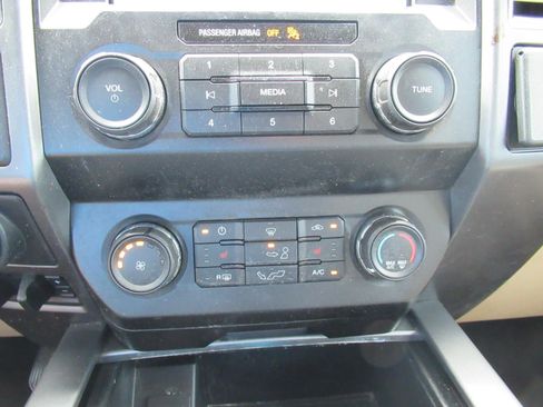 Used 2020 Ford F150 XLT w/ Equipment Group 302A Luxury RWD image 27