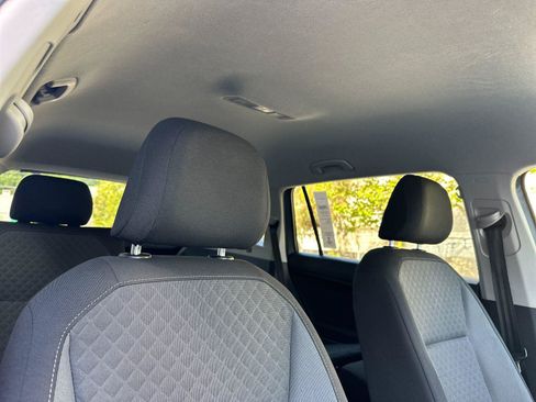 Used 2019 Volkswagen Tiguan S w/ Driver Assistance Package AWD/4WD image 16