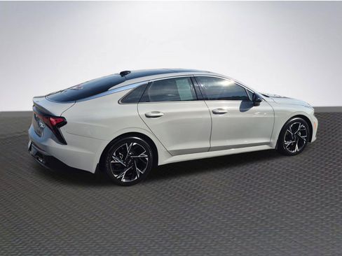 Used 2025 Kia K5 GT-Line w/ GT-Line Premium Package FWD image 4