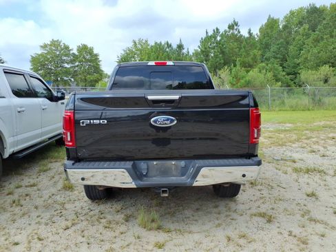 Used 2016 Ford F150 Lariat w/ Equipment Group 502A Luxury AWD/4WD image 4