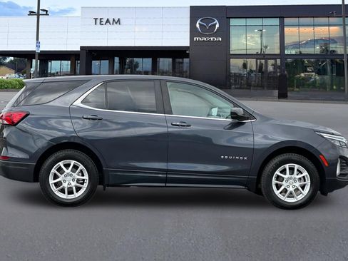 Used 2022 Chevrolet Equinox LT AWD/4WD image 3