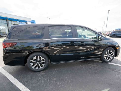 New 2026 Honda Odyssey EX-L image 6