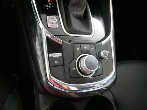 Used 2019 MAZDA CX-9 Touring image 29