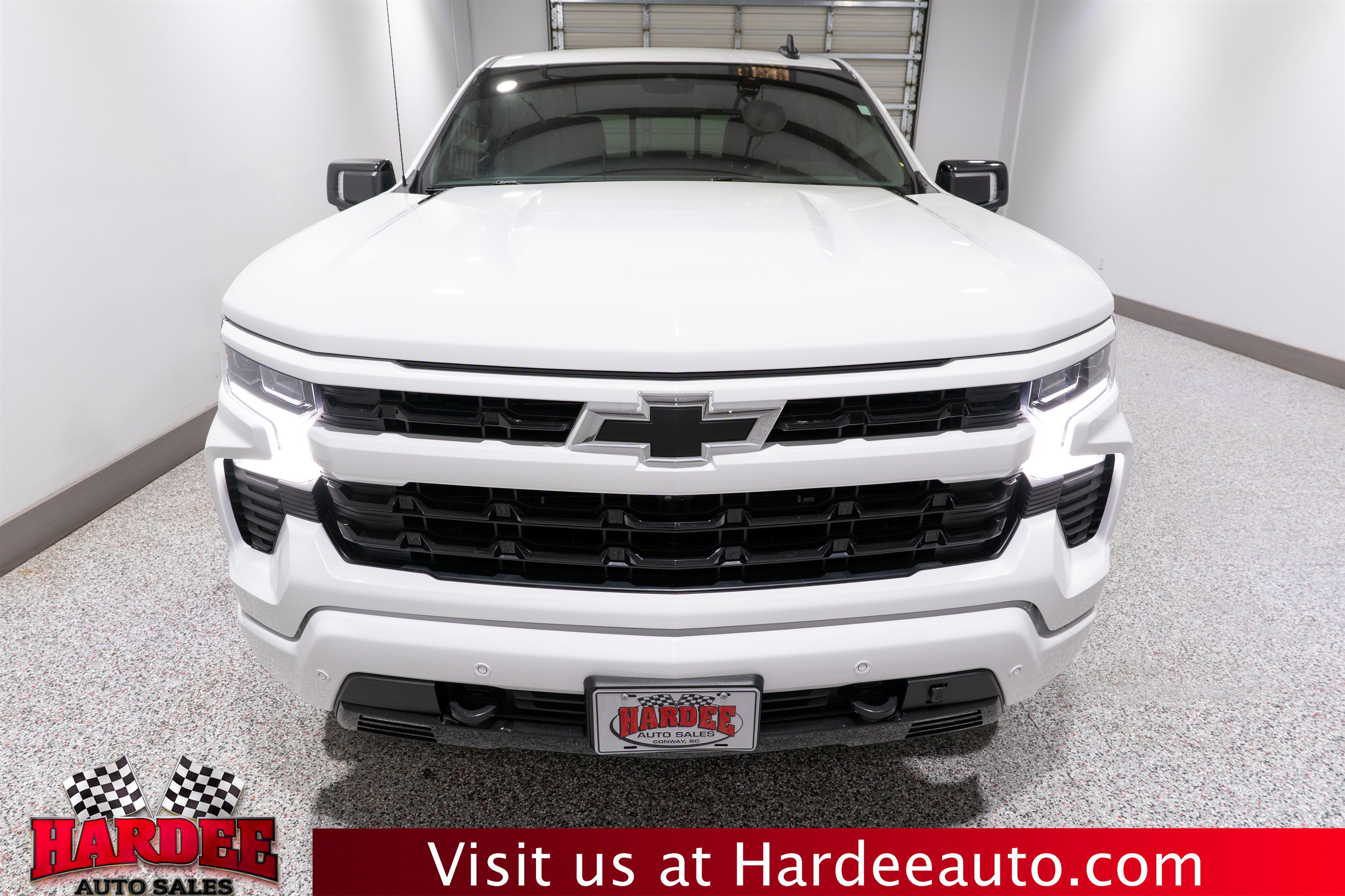 Used 2024 Chevrolet Silverado 1500 RST AWD/4WD image 7