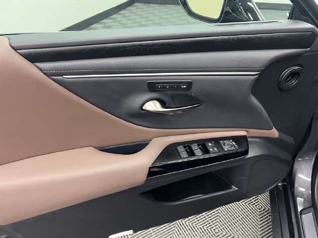 Certified 2025 Lexus ES 350 w/ Premium Package FWD image 8