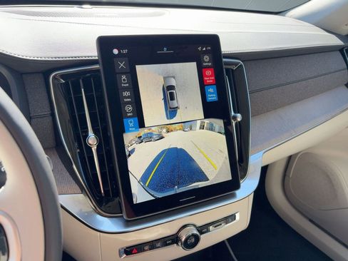 New 2026 Volvo XC90 B6 Ultra image 24