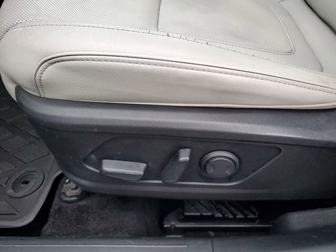 Used 2023 Hyundai Tucson Limited AWD/4WD image 11