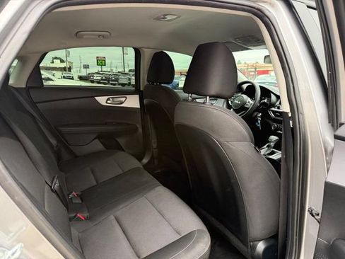 Used 2024 Kia Forte LXS FWD image 15