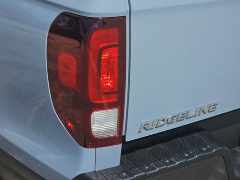 Used 2023 Honda Ridgeline RTL image 32