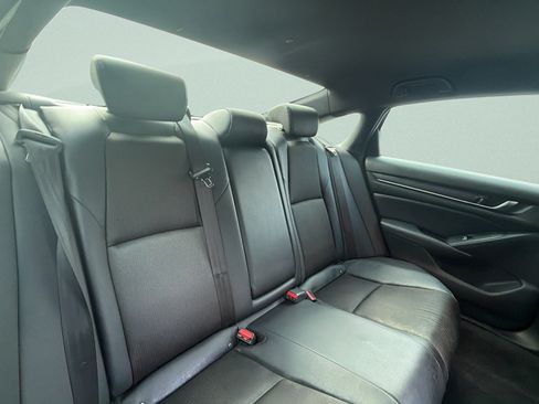 Used 2020 Honda Accord Sport image 28