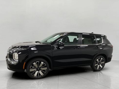 New 2026 Mitsubishi Outlander SE AWD/4WD image 8