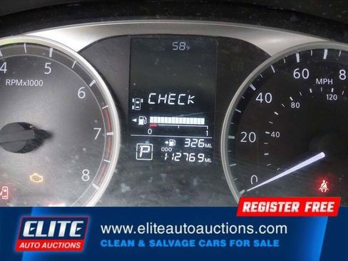 Used 2020 Nissan Versa S FWD image 29