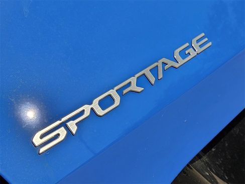 New 2026 Kia Sportage SX image 8