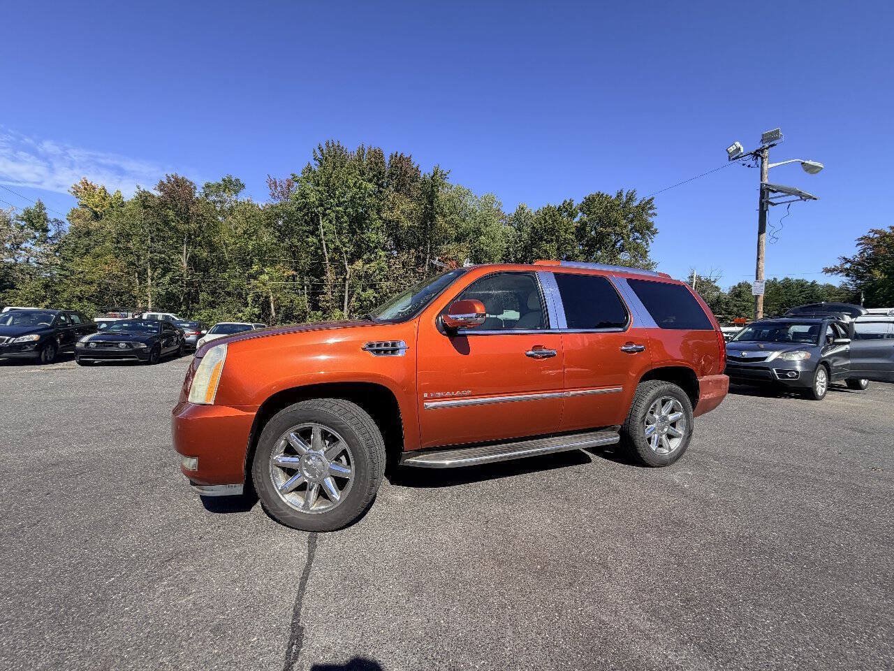 Used 2007 Cadillac Escalade 2WD w/ Information Package image 35