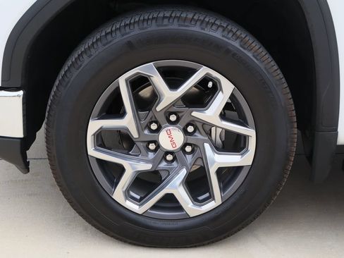 Used 2023 GMC Sierra 1500 SLT w/ SLT Convenience Package RWD image 32