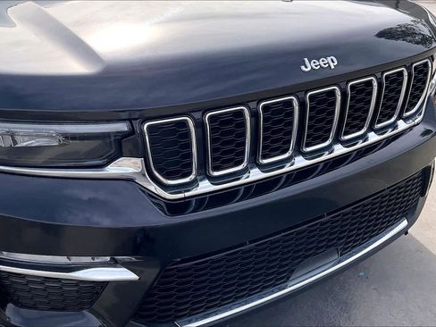 Certified 2022 Jeep Grand Cherokee Limited image 28