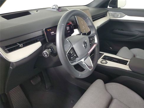 Certified 2025 Volvo EX90 Ultra AWD/4WD image 19