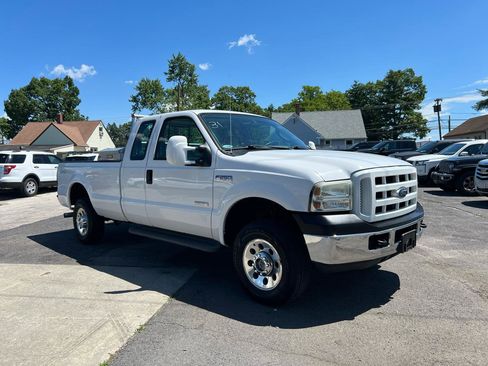 Used 2005 Ford F250 XLT AWD/4WD image 3