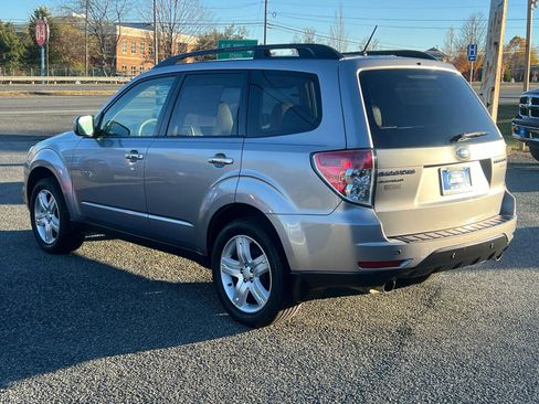 Used 2010 Subaru Forester 2.5X Limited image 7